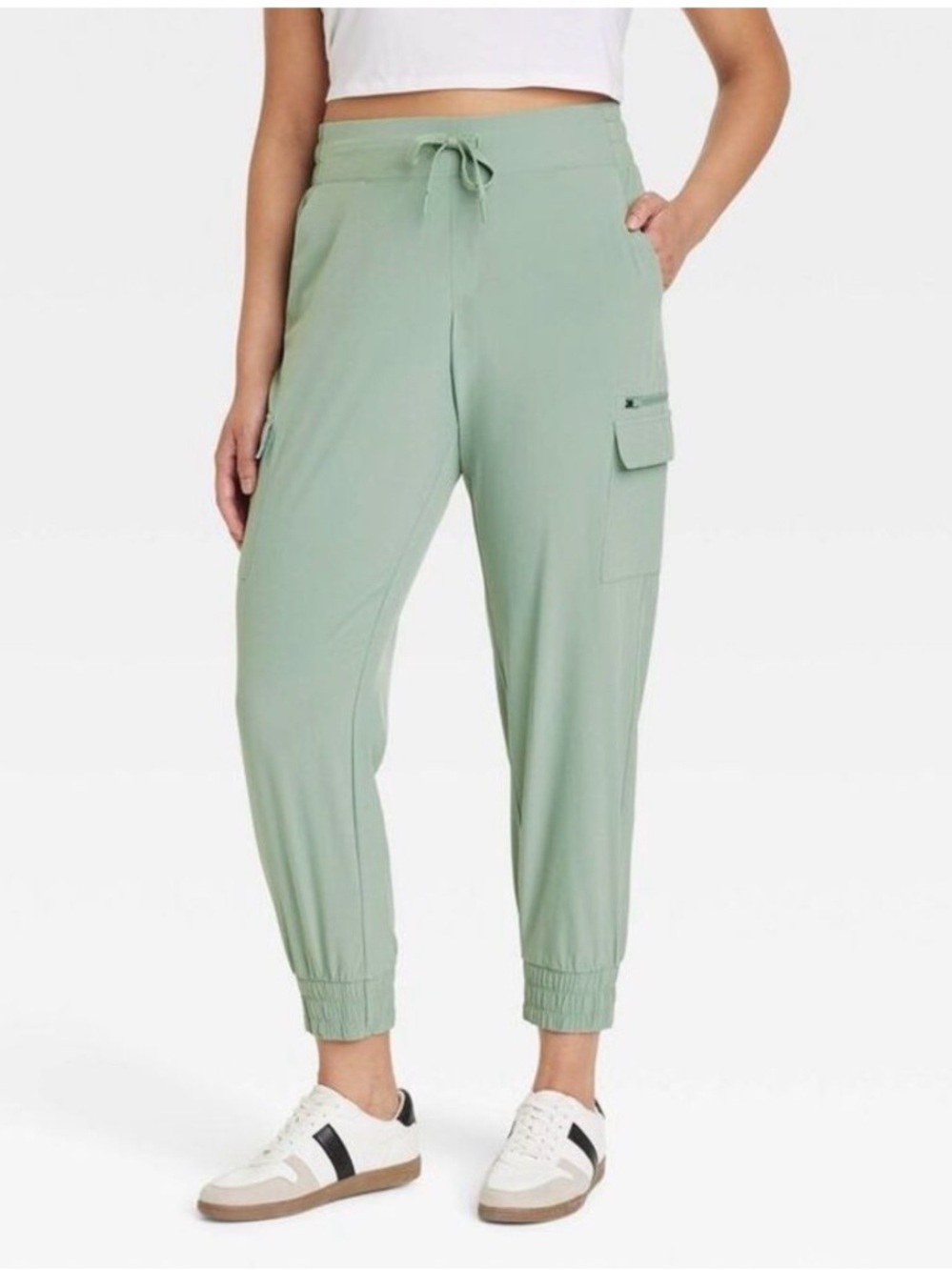 All in motion- Woven Cargo Jogger - medium